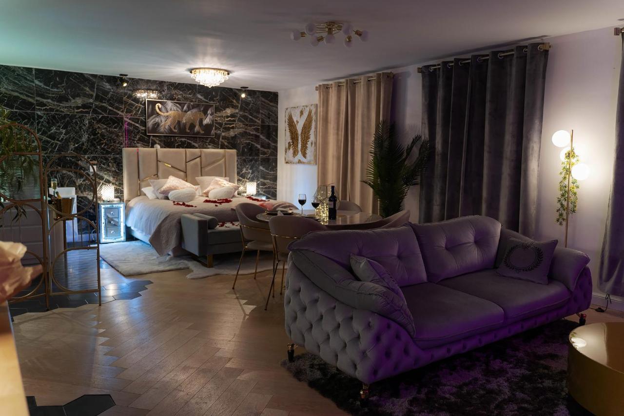 Magnifique Loft / Spa En Face De La Cathedrale ! นาร์บอนน์ ภายนอก รูปภาพ