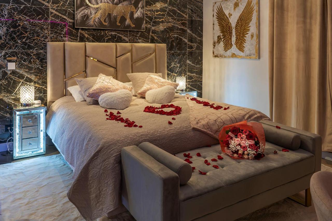 Magnifique Loft / Spa En Face De La Cathedrale ! นาร์บอนน์ ภายนอก รูปภาพ